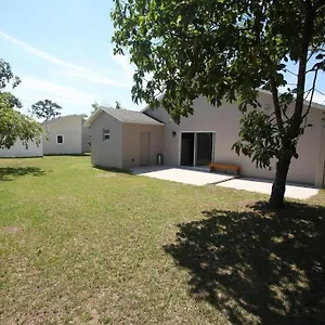 Very Nice Private Bedroom Guest house Orlando